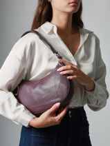 Sac Port paule M Altesse Cuir Etrier Violet altesse EALT017M-vue-porte